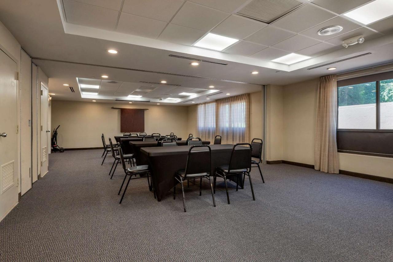 Mainstay Suites Horsham - Philadelphia Екстер'єр фото